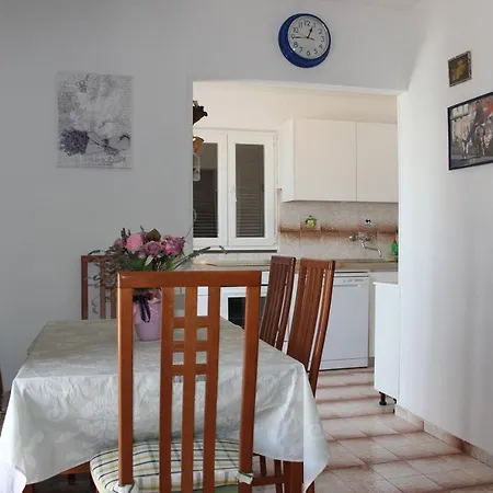 Apartment Slapare Slatine